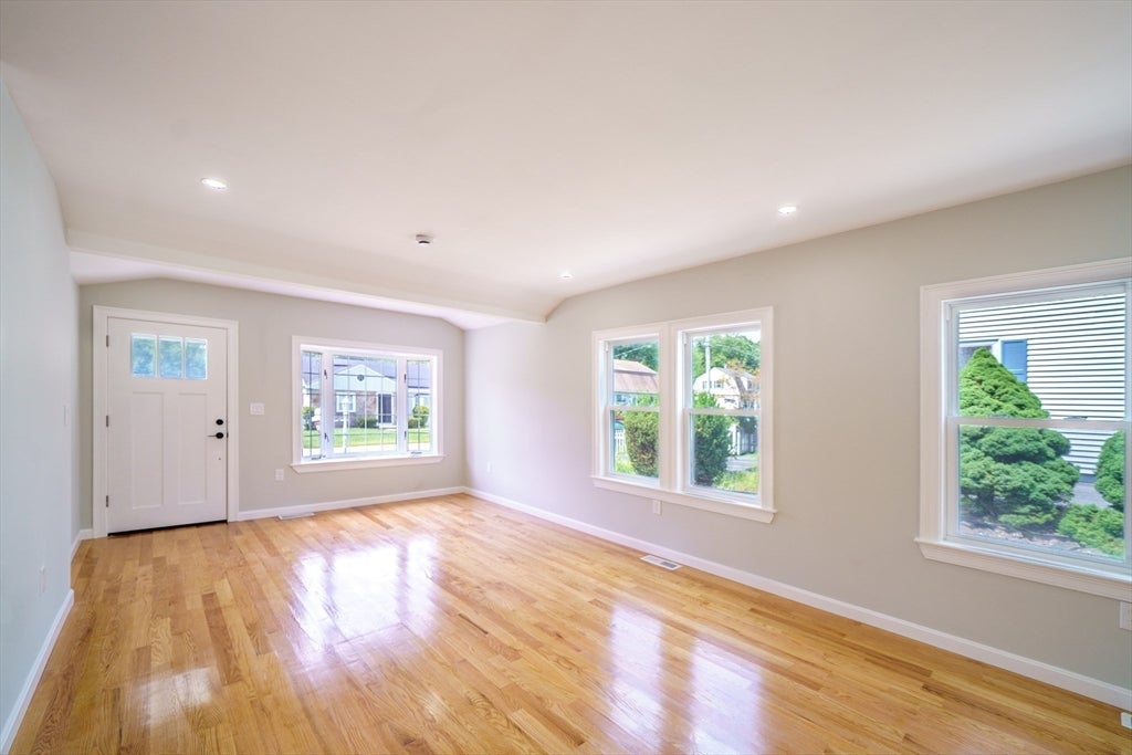 124 Magoun Ave, Brockton, MA, 124 Magoun Ave, Brockton, MA Photo #10