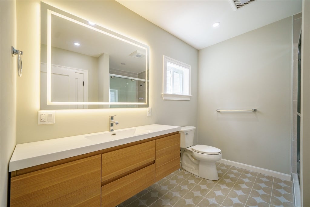 124 Magoun Ave, Brockton, MA, 124 Magoun Ave, Brockton, MA Photo #14
