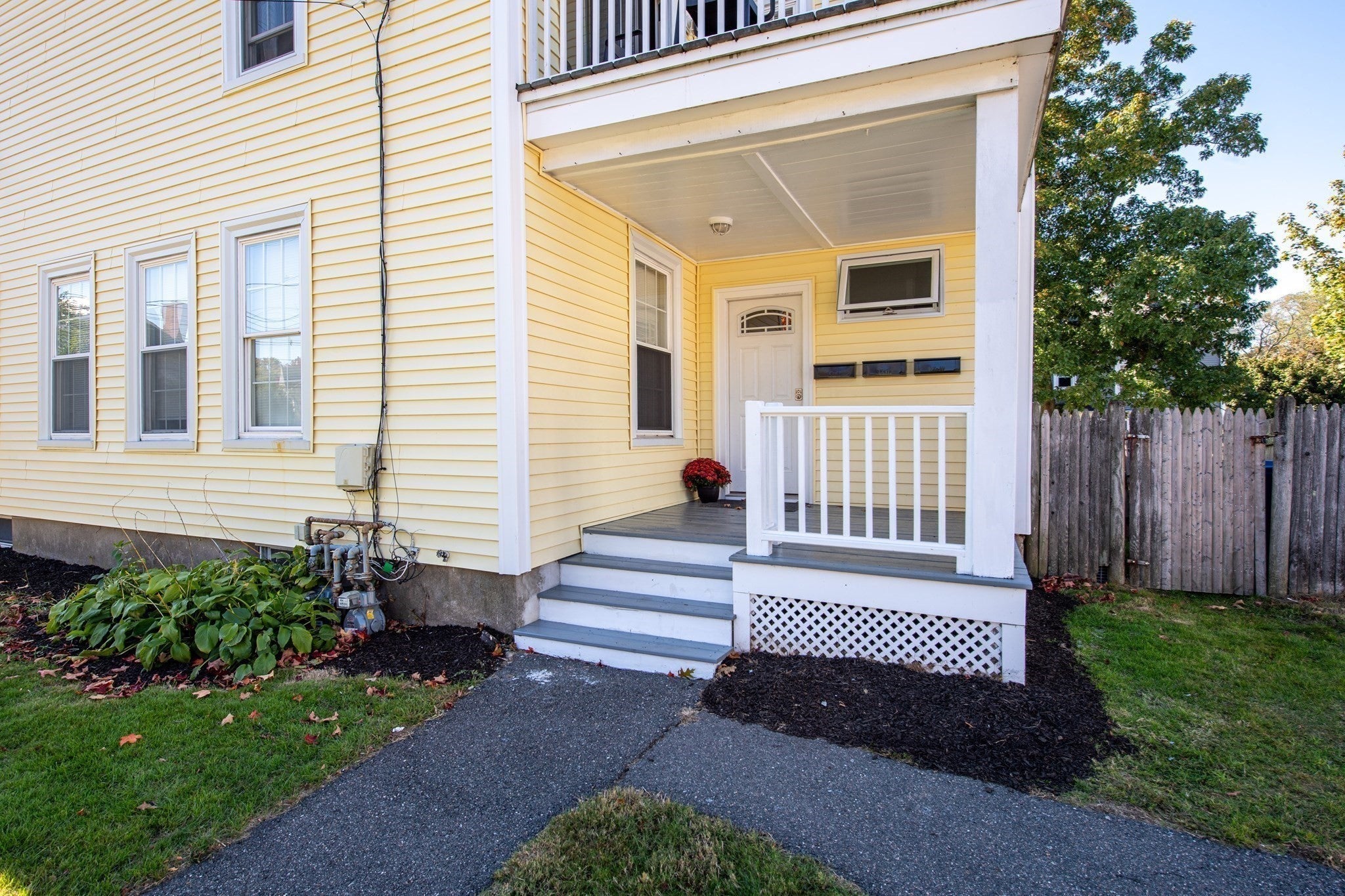 27 Holten St, Danvers, MA Photo #4