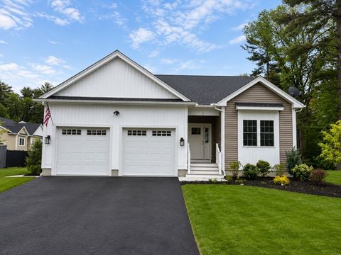 Photo of 7 Burkhardt Circle #10, Boylston, MA 01505 (MLS # 73526676)