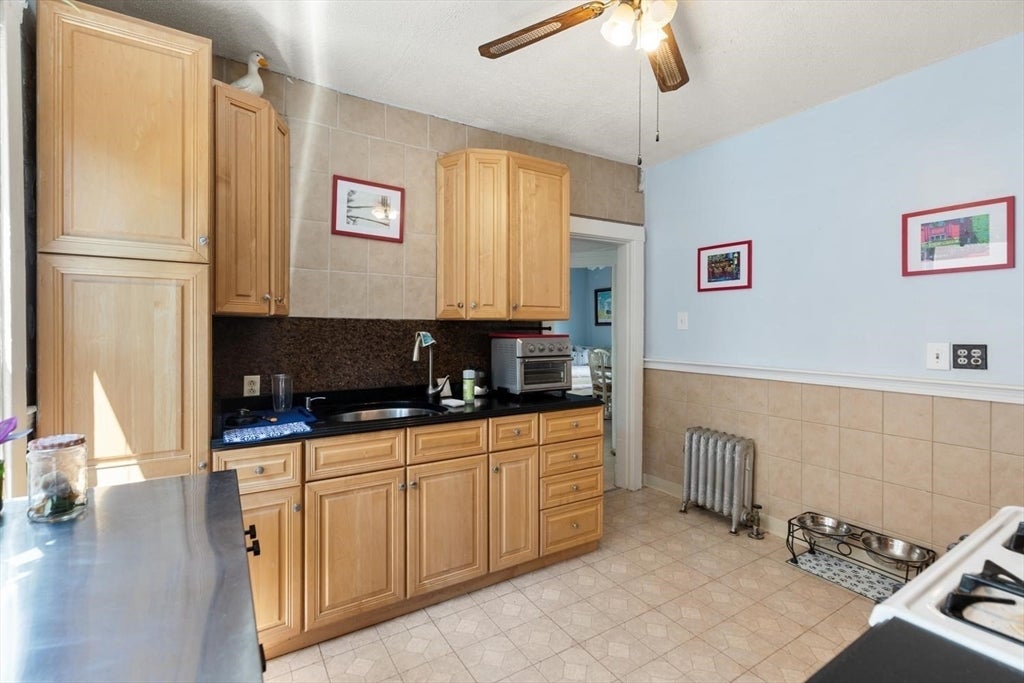 110 W Adams St, Somerville, MA Photo #16