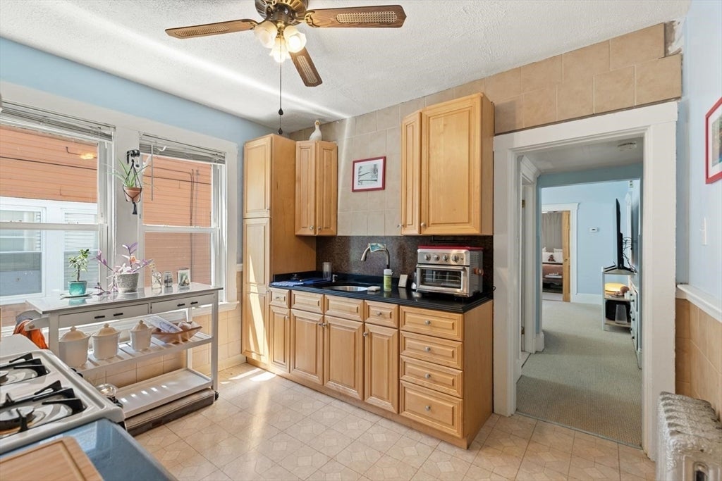 110 W Adams St, Somerville, MA Photo #14