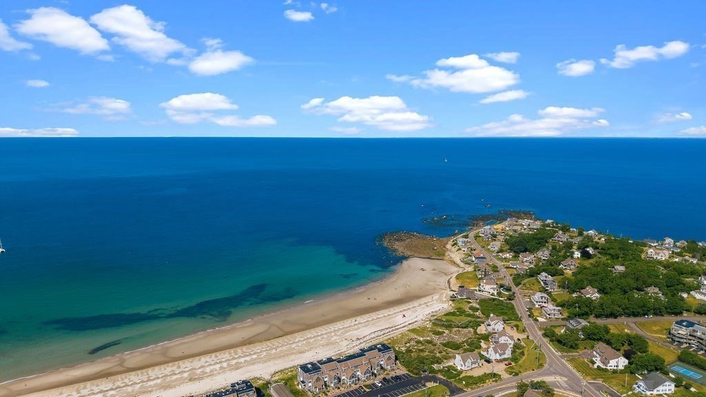 75 Manomet Point Rd