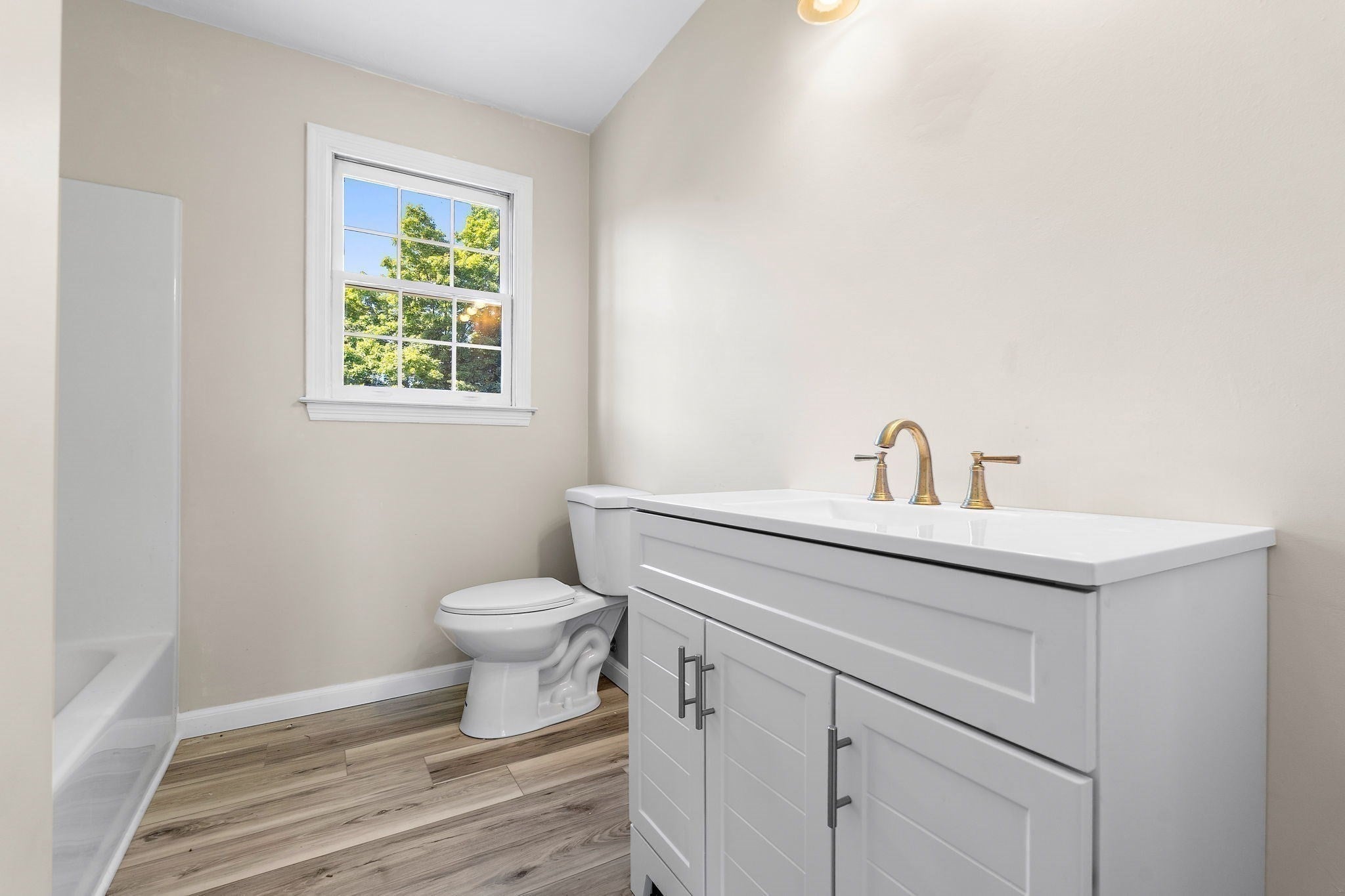 28 Farmington Drive, Shrewsbury, MA Photo #25