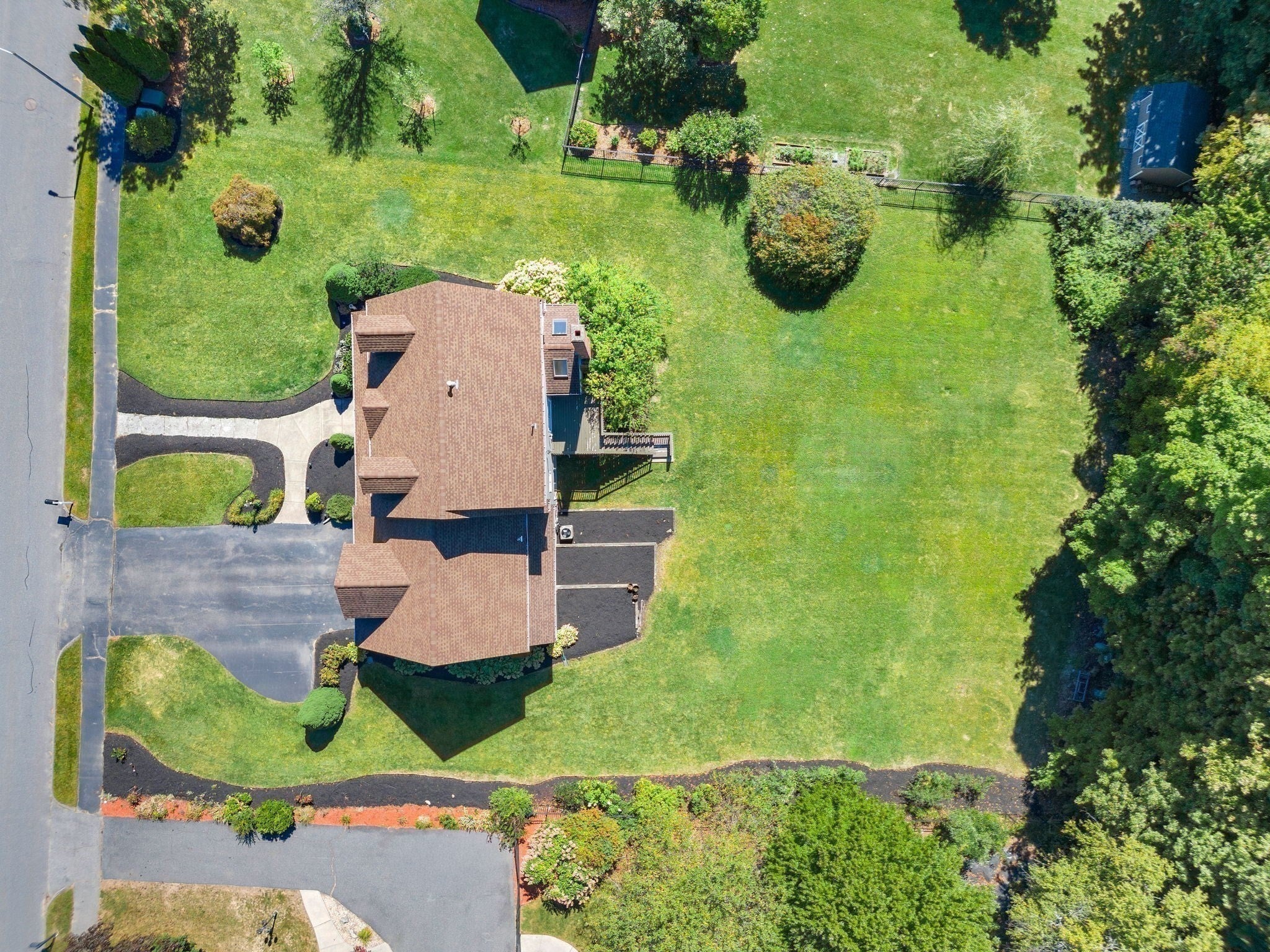 28 Farmington Drive, Shrewsbury, MA Photo #39