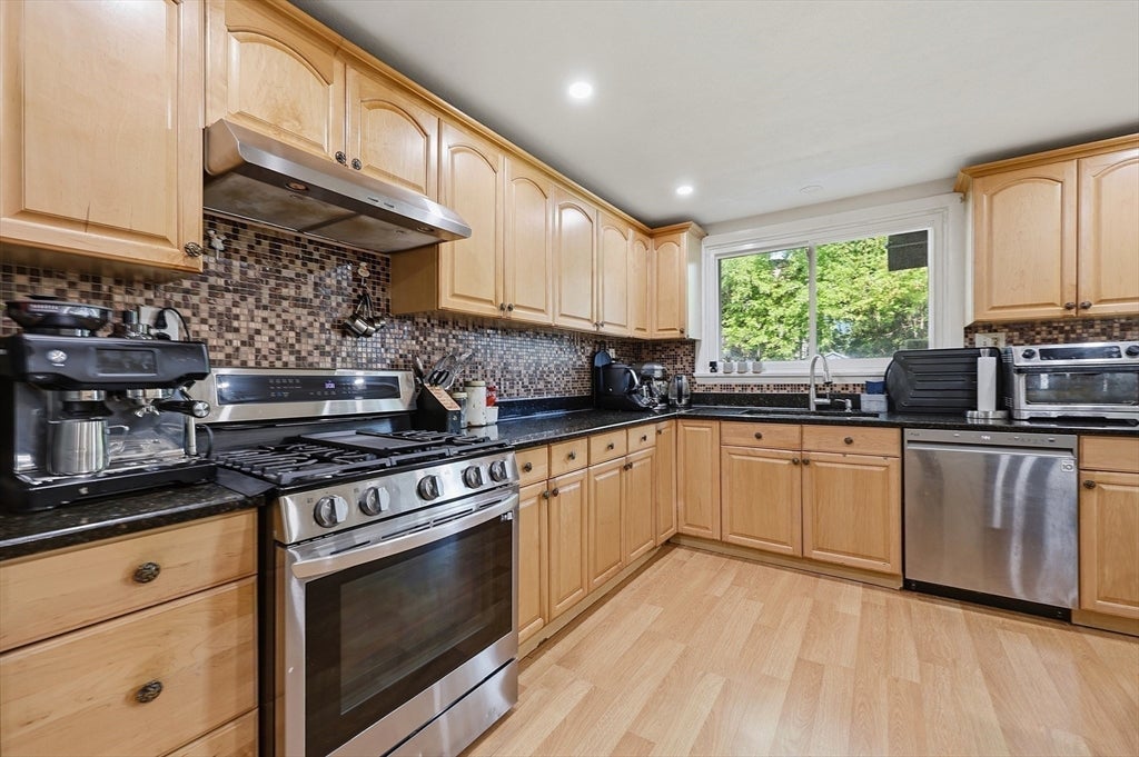 47 Chestnut St, Lynn, MA, 47 Chestnut St, Lynn, MA Photo #15
