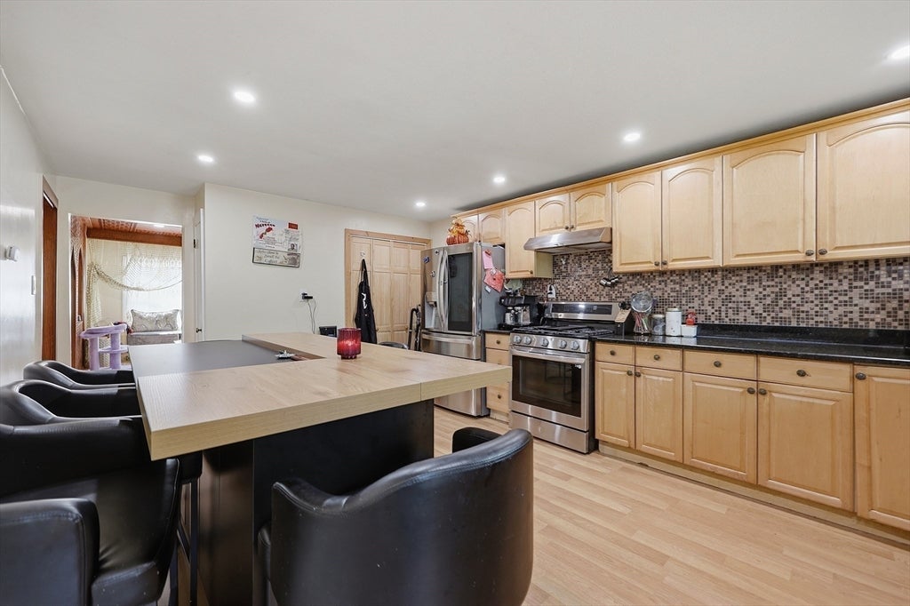 47 Chestnut St, Lynn, MA, 47 Chestnut St, Lynn, MA Photo #18
