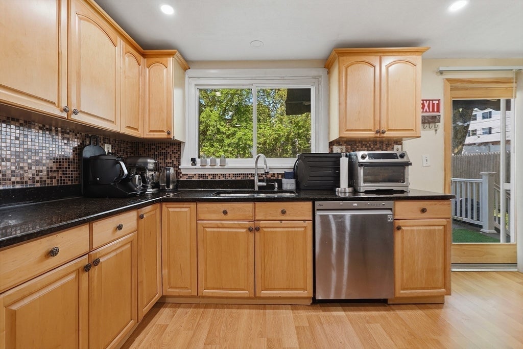 47 Chestnut St, Lynn, MA, 47 Chestnut St, Lynn, MA Photo #16