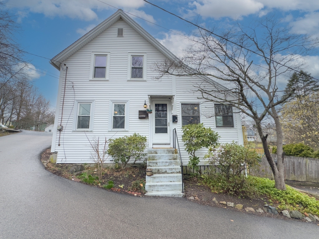 37 North St, Medway, MA Photo #1