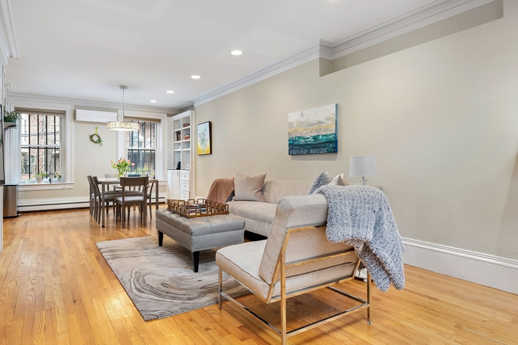 33 Concord Sq 1