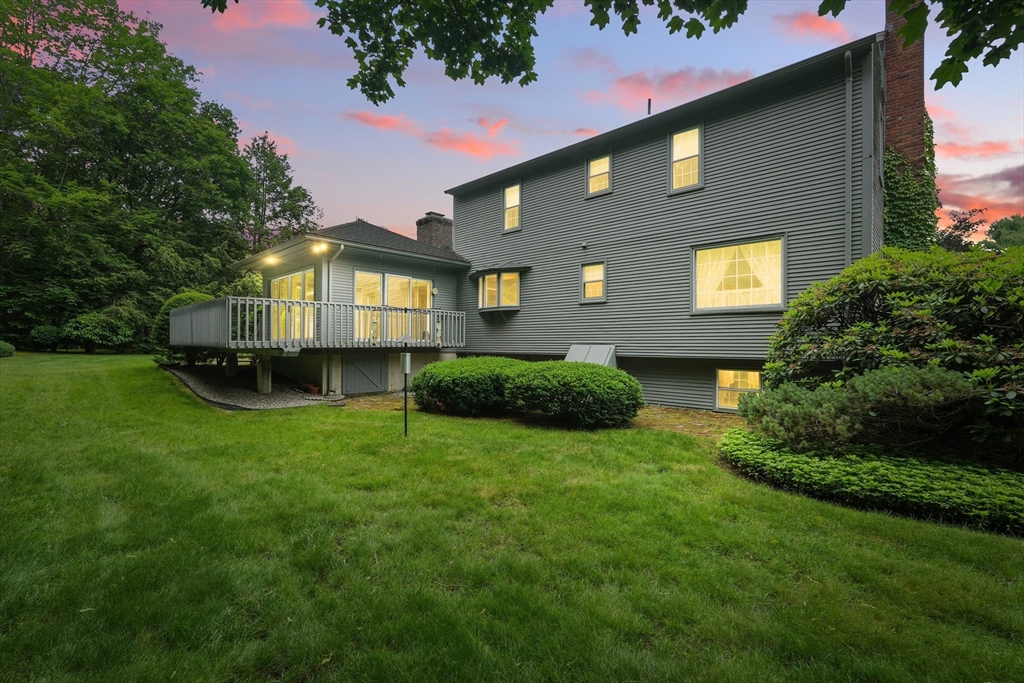 98 Coventry Ln