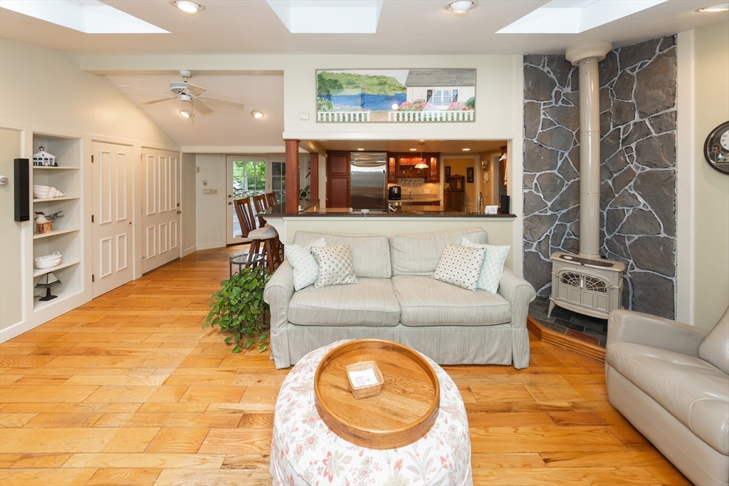 19 George Allen Rd, West Brookfield, MA Photo #10
