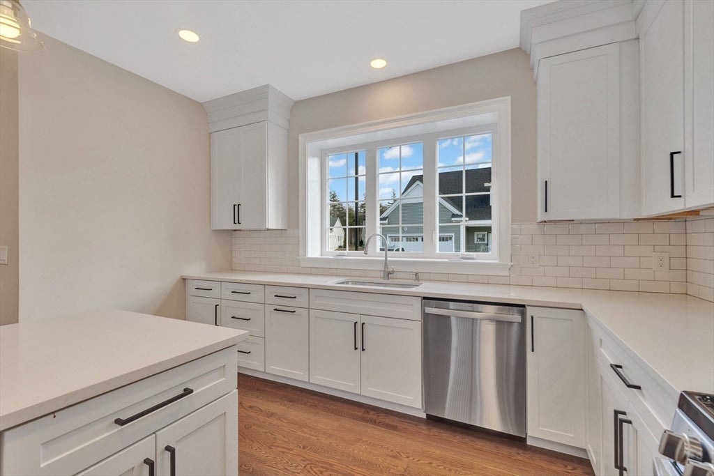 8 Weber Farm Road #8, Wrentham, MA Photo #10