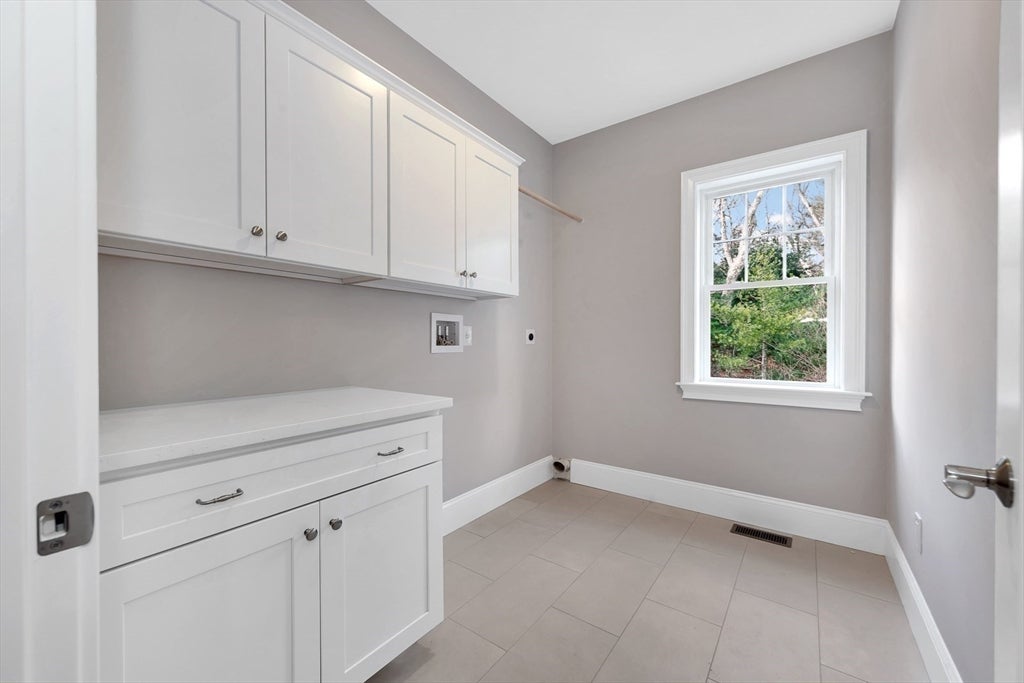 8 Weber Farm Road #8, Wrentham, MA Photo #19