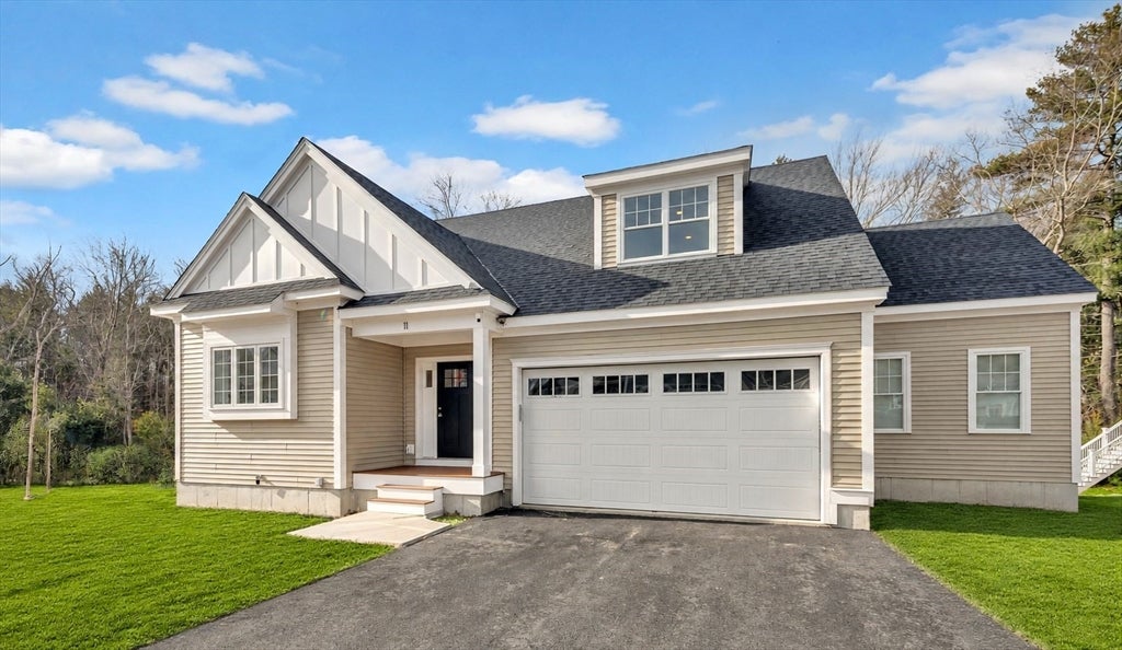 Photo of 8 Weber Farm Road, Wrentham, MA