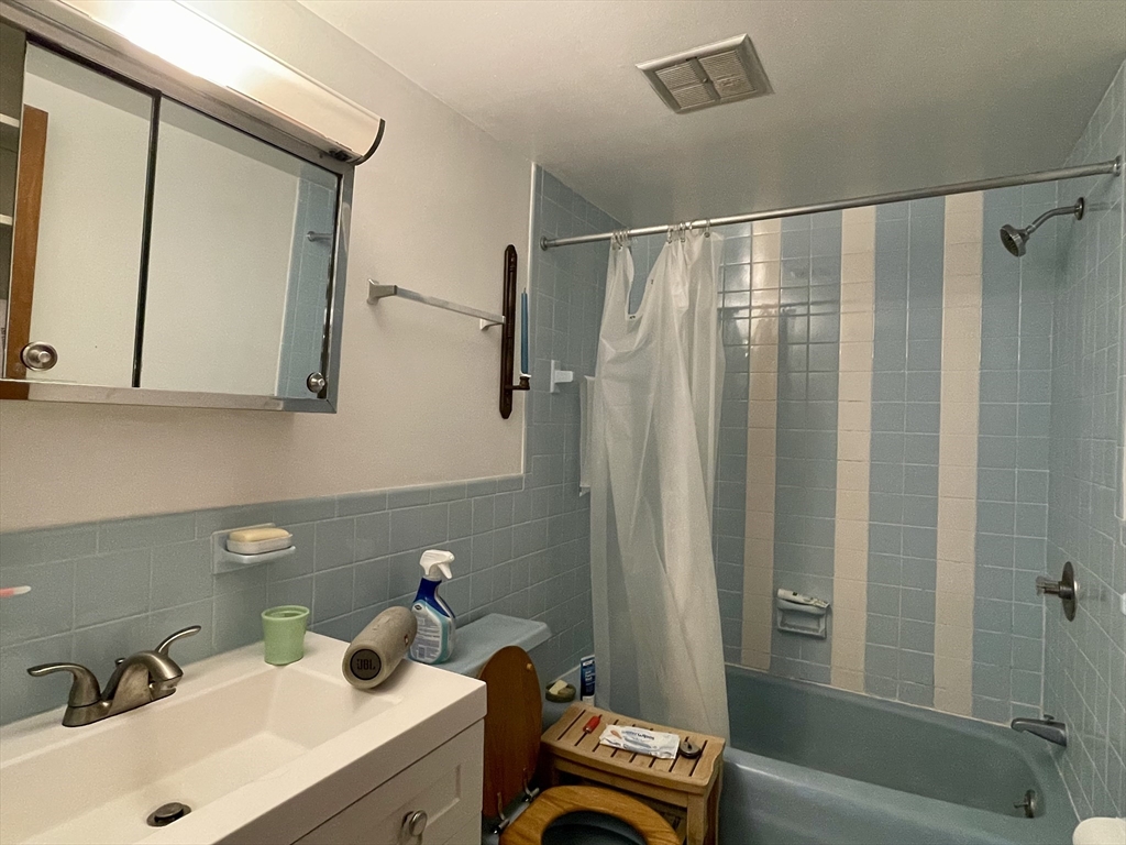 382 Massachusetts Ave #601, Arlington, MA Photo #8