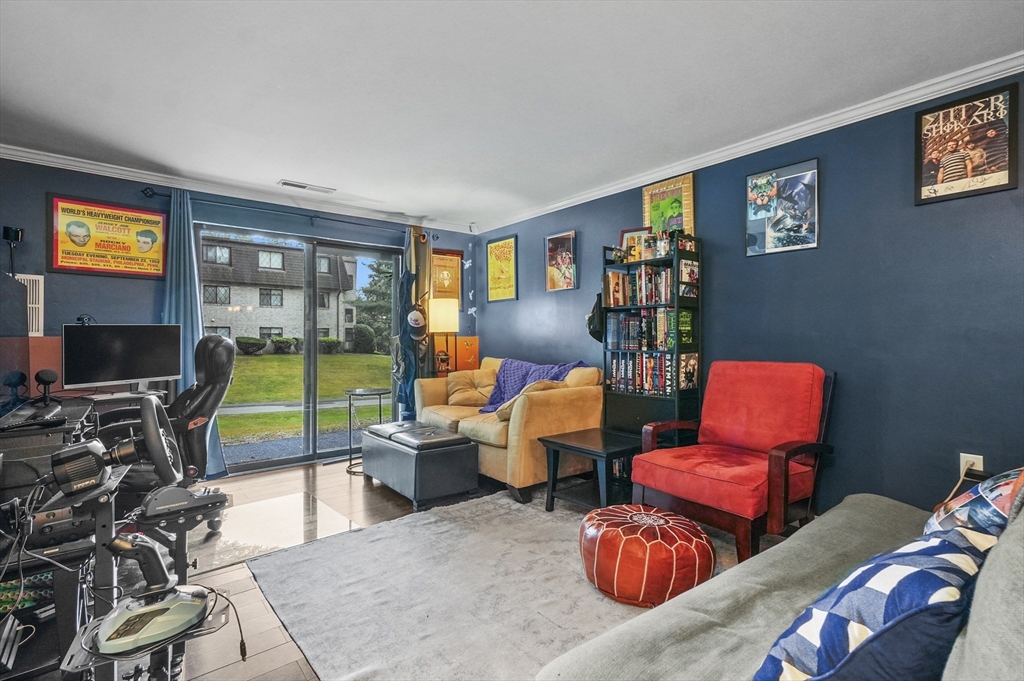 5 Greenbriar Drive 107