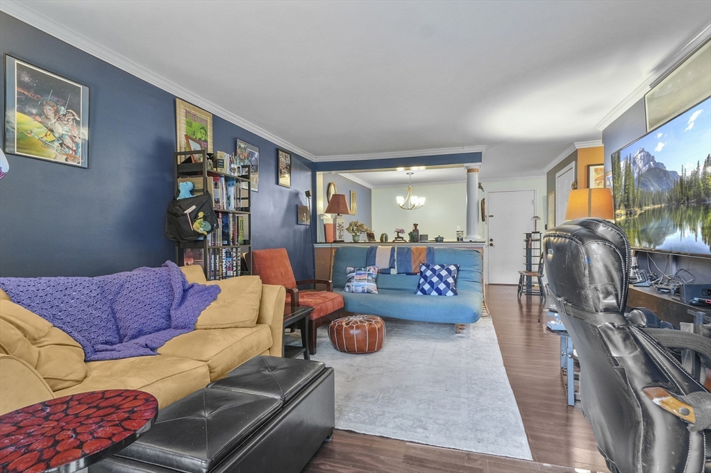 5 Greenbriar Drive 107