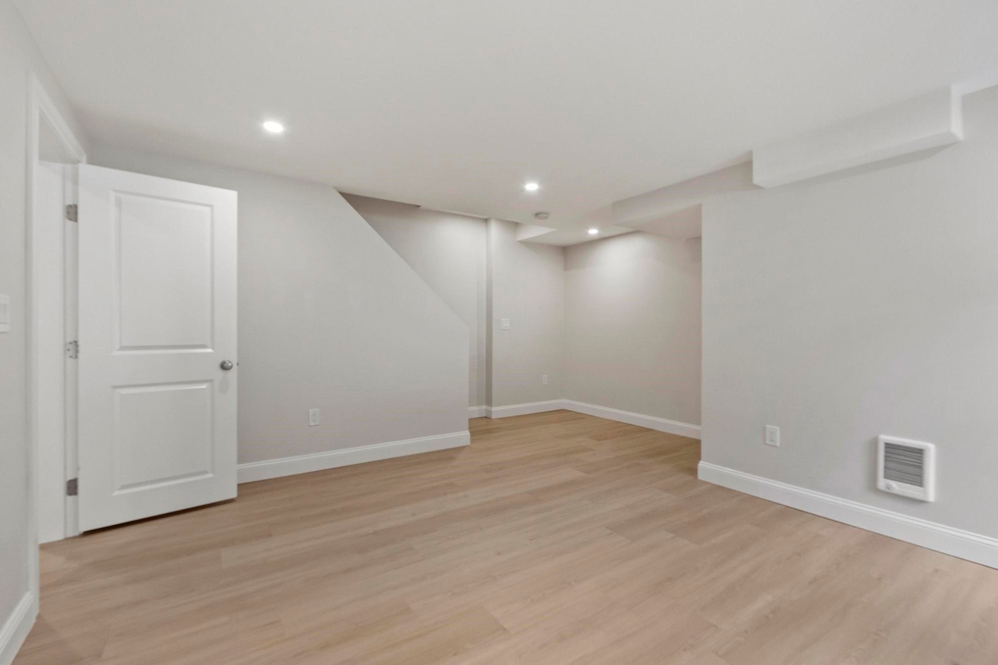 20 Curley Cir, Ayer, MA Photo #27