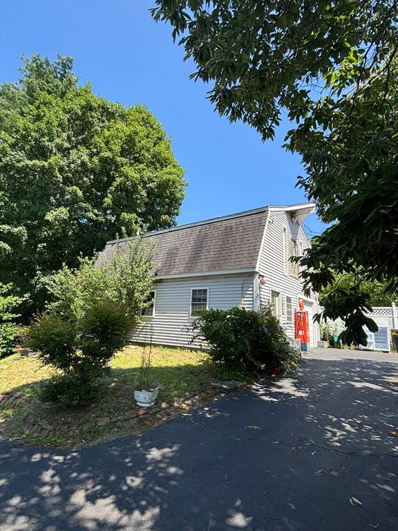 431 Berlin Rd