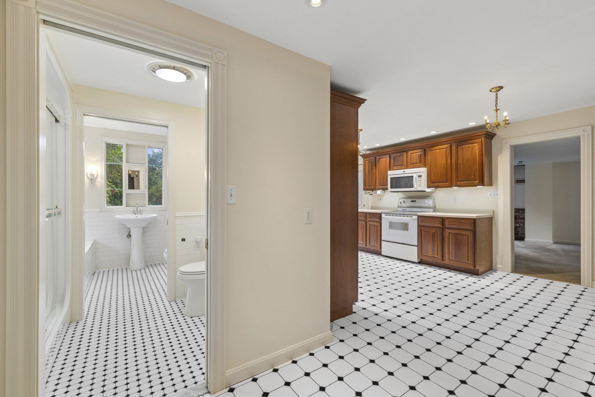 431 Berlin Rd, Marlborough, MA Photo #20