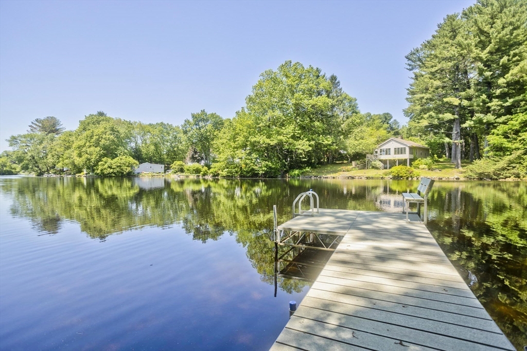 72 Flaxfield Rd