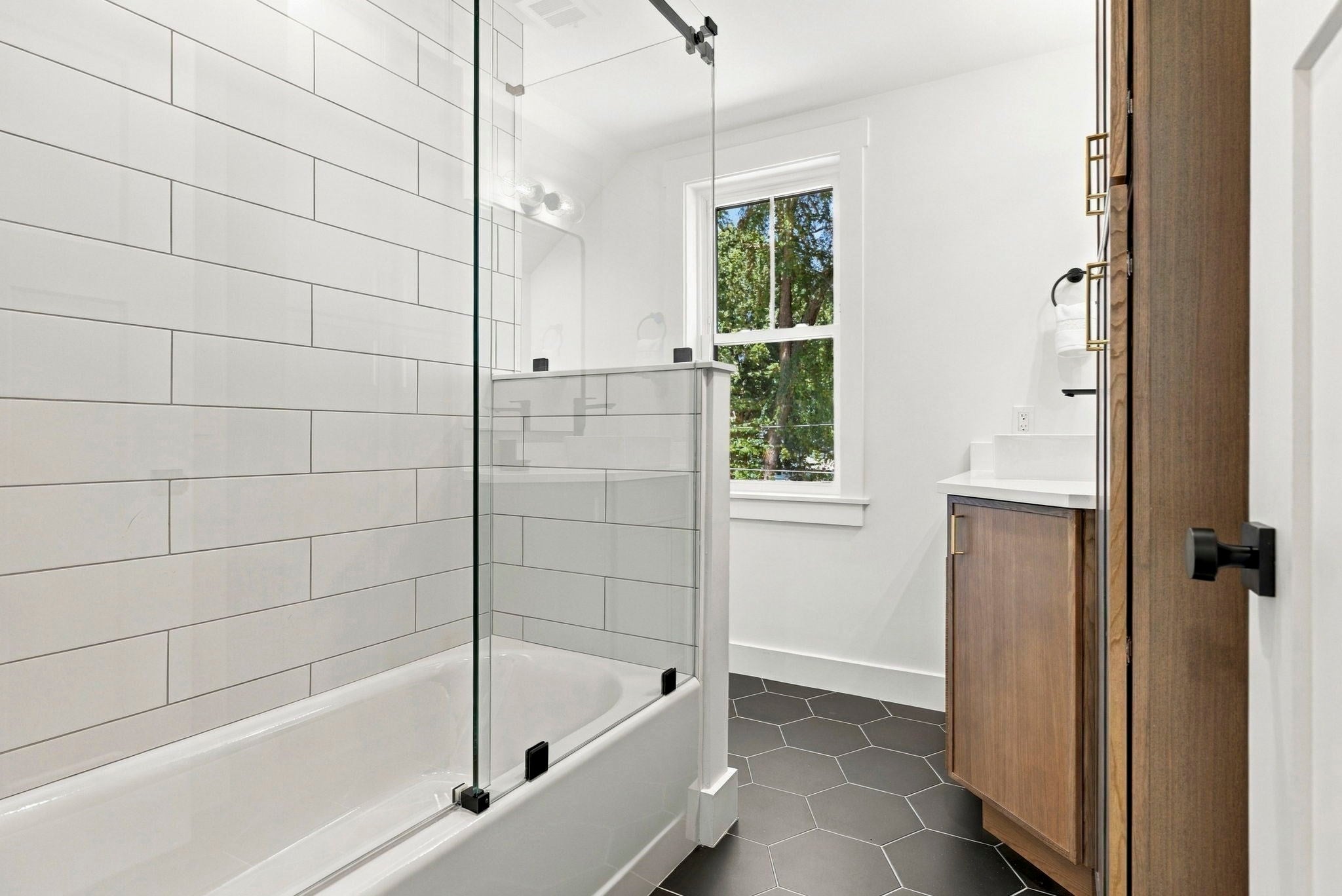 8 Rodman Rd, Ashland, MA, 8 Rodman Rd, Ashland, MA Photo #16