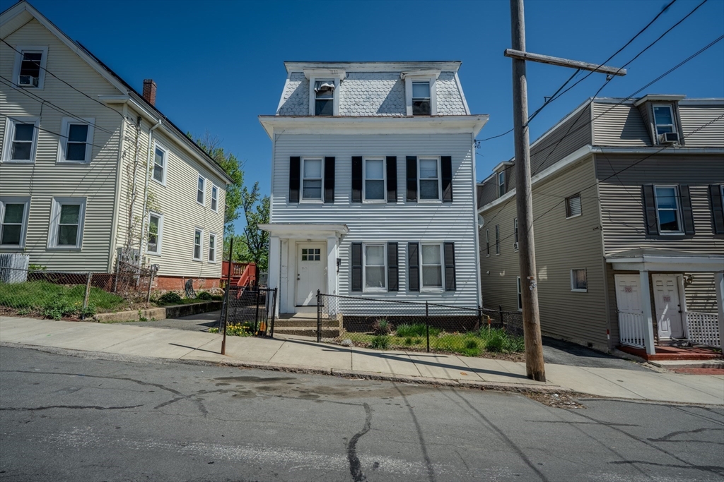 13 1/2 Grove St