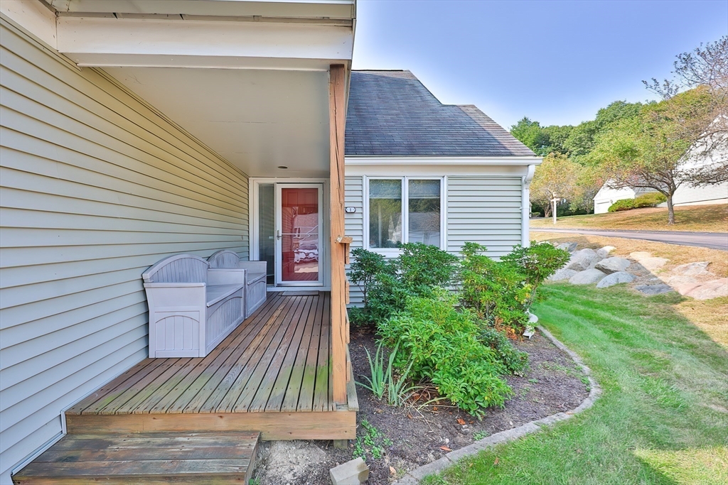 1 Stone Ridge Road 1