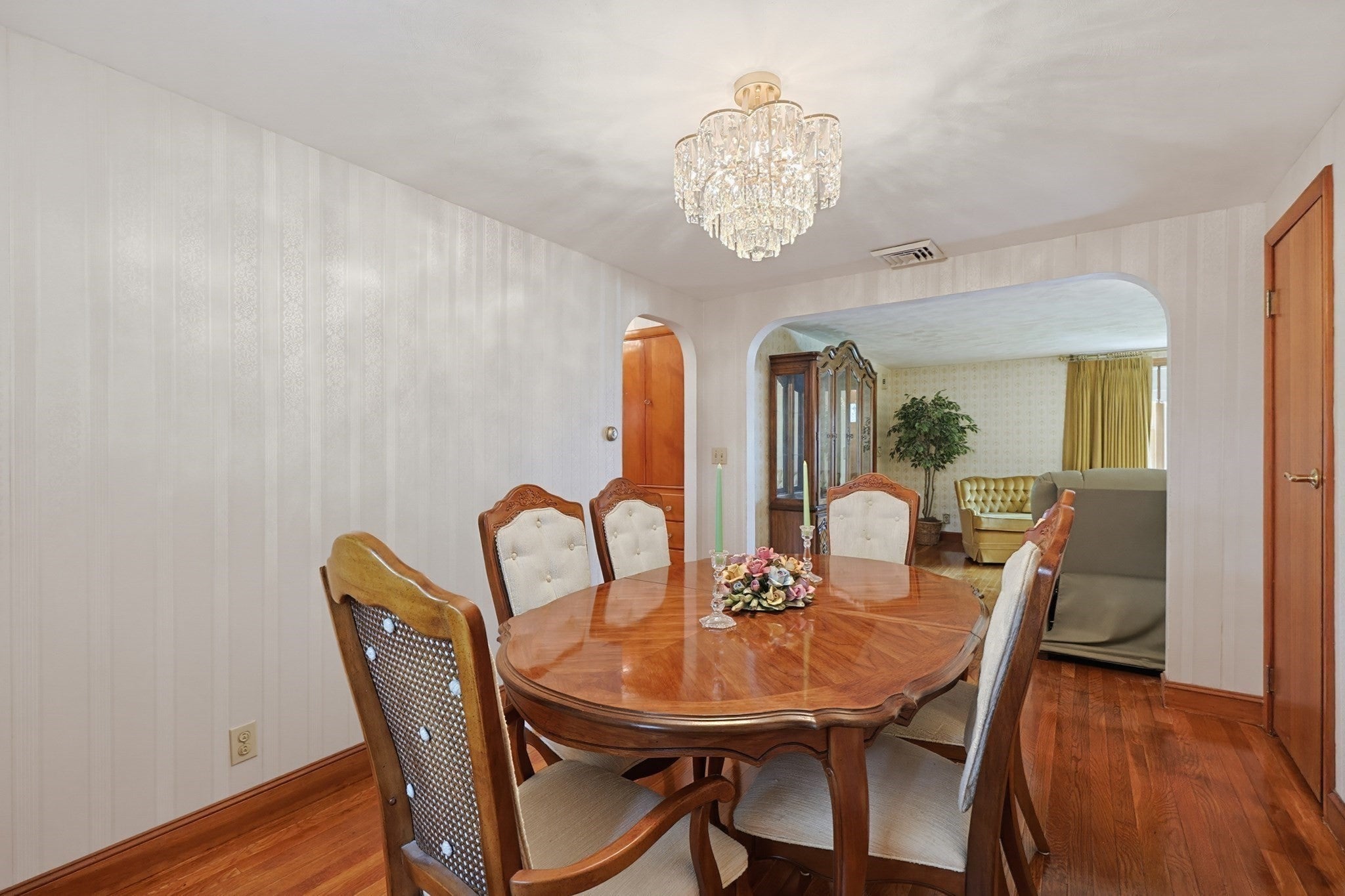 11 Preston St, Wakefield, MA Photo #17