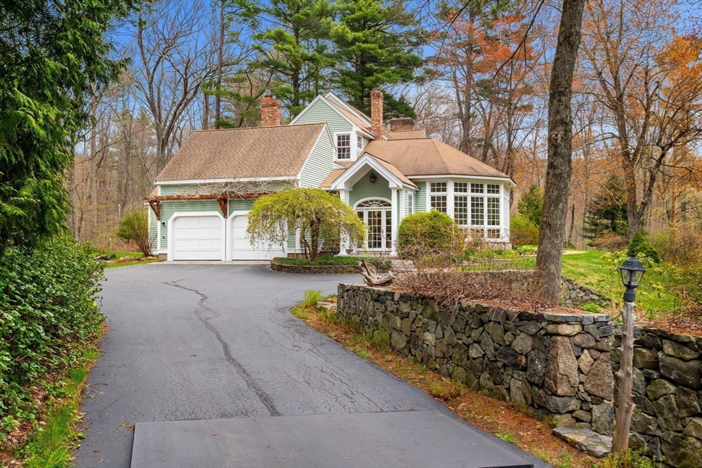 37 Oak Ridge Rd