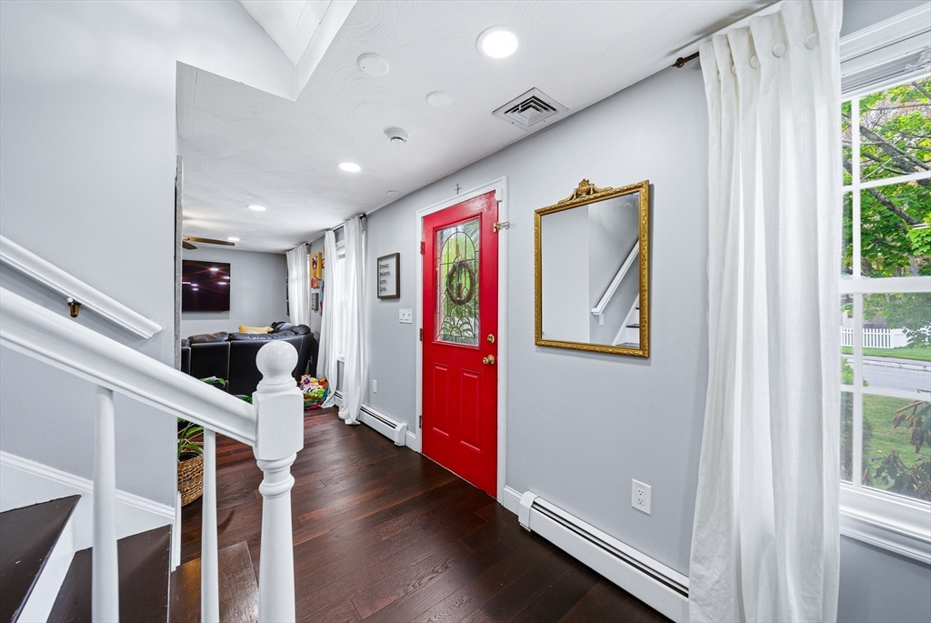 3 Lady Slipper Ln