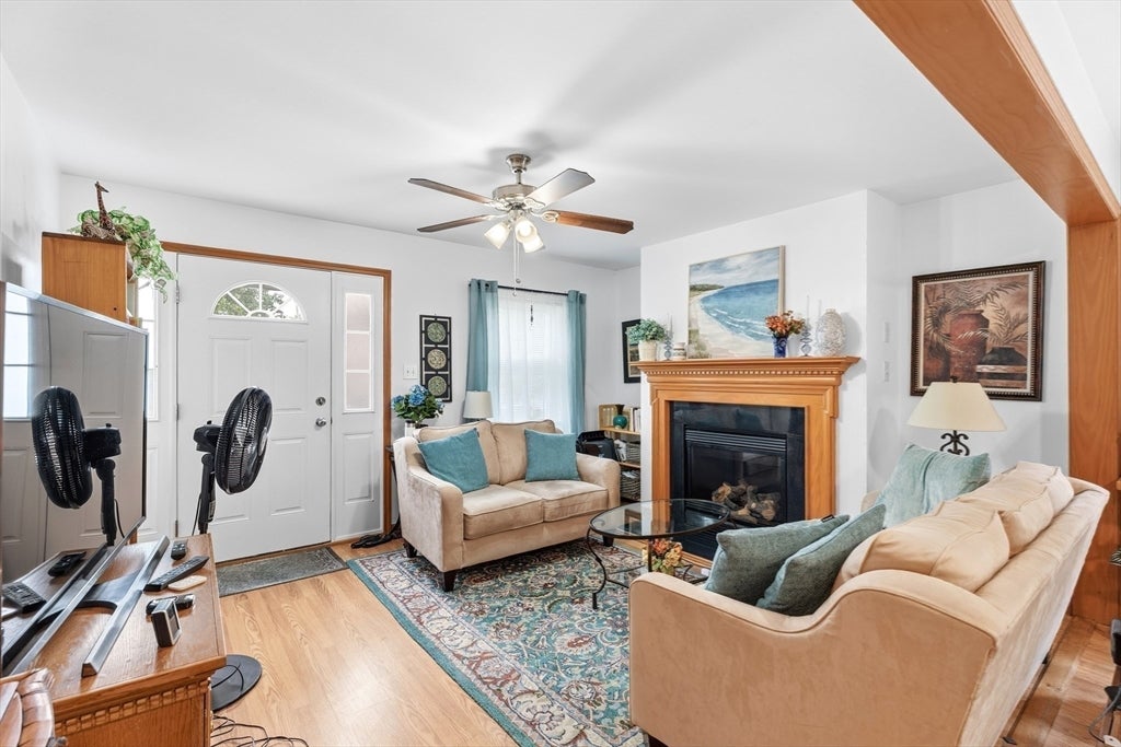 55 Friendship St, Billerica, MA Photo #29