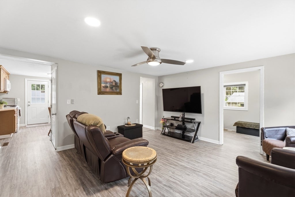 55 Friendship St, Billerica, MA Photo #7