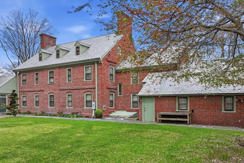 81 William Street