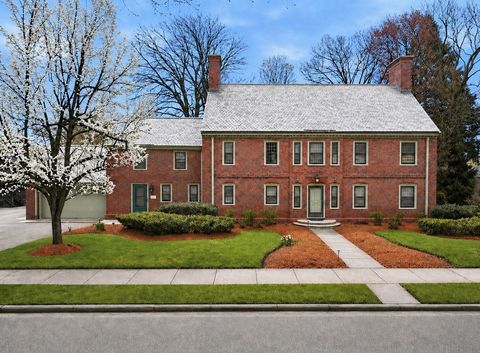 Photo of 81 William Street, Worcester, MA 01609 (MLS # 73510676)