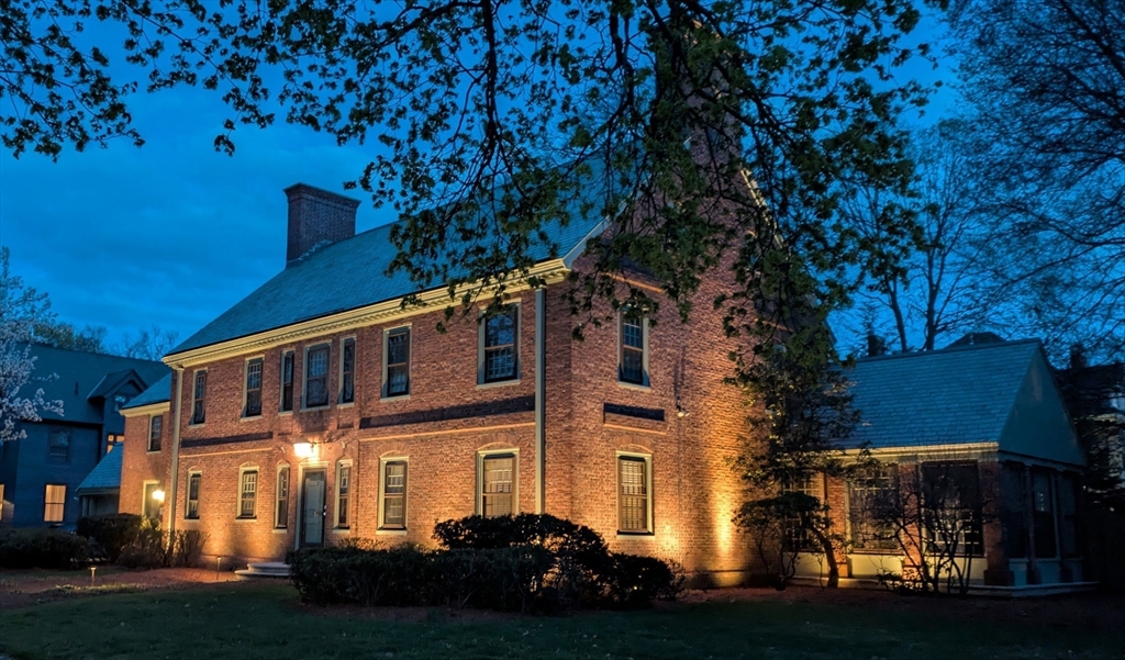 81 William Street