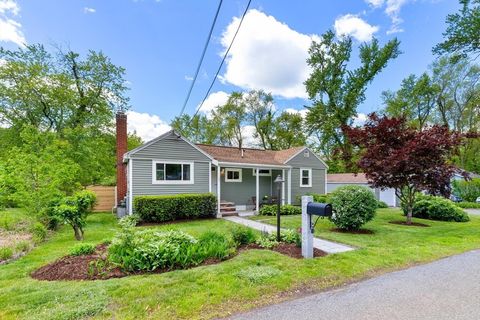 27 Waterview Ave Billerica MA 01862