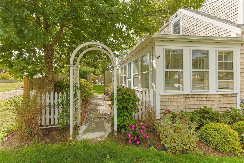 61 Station Avenue