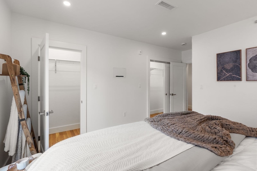 6 Gen Devine Way #1, Boston, MA Photo #25