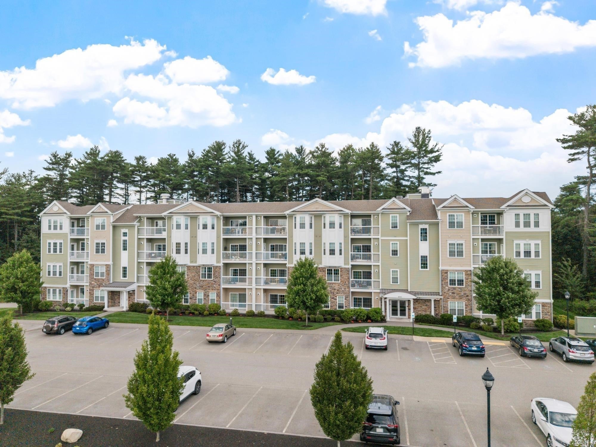 200 Martins Landing 312, North Reading MA 01864