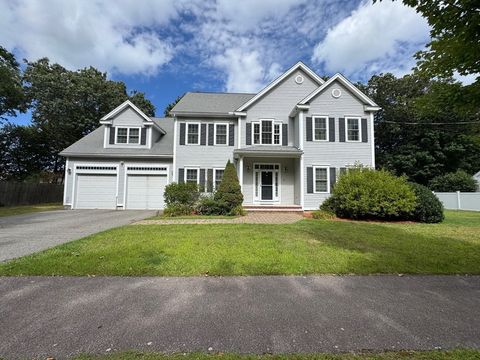 Photo of 20 Coolidge Ave, Norwood, MA 02062 (MLS # 73489626)