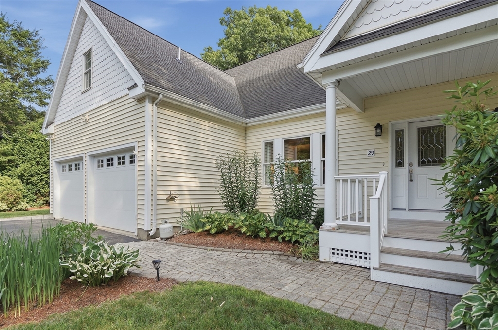 29 Midgley Circle