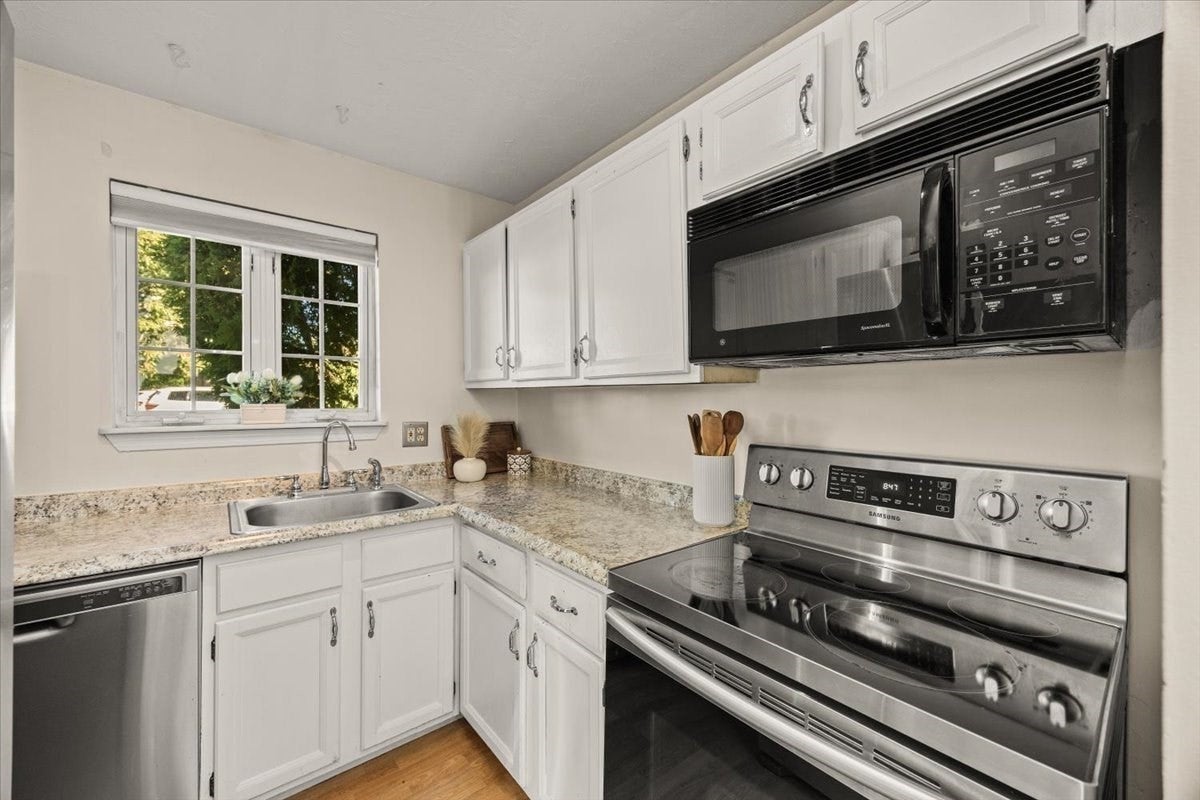 14 Nancy Rd #1, Easton, MA, 14 Nancy Rd #1, Easton, MA Photo #5