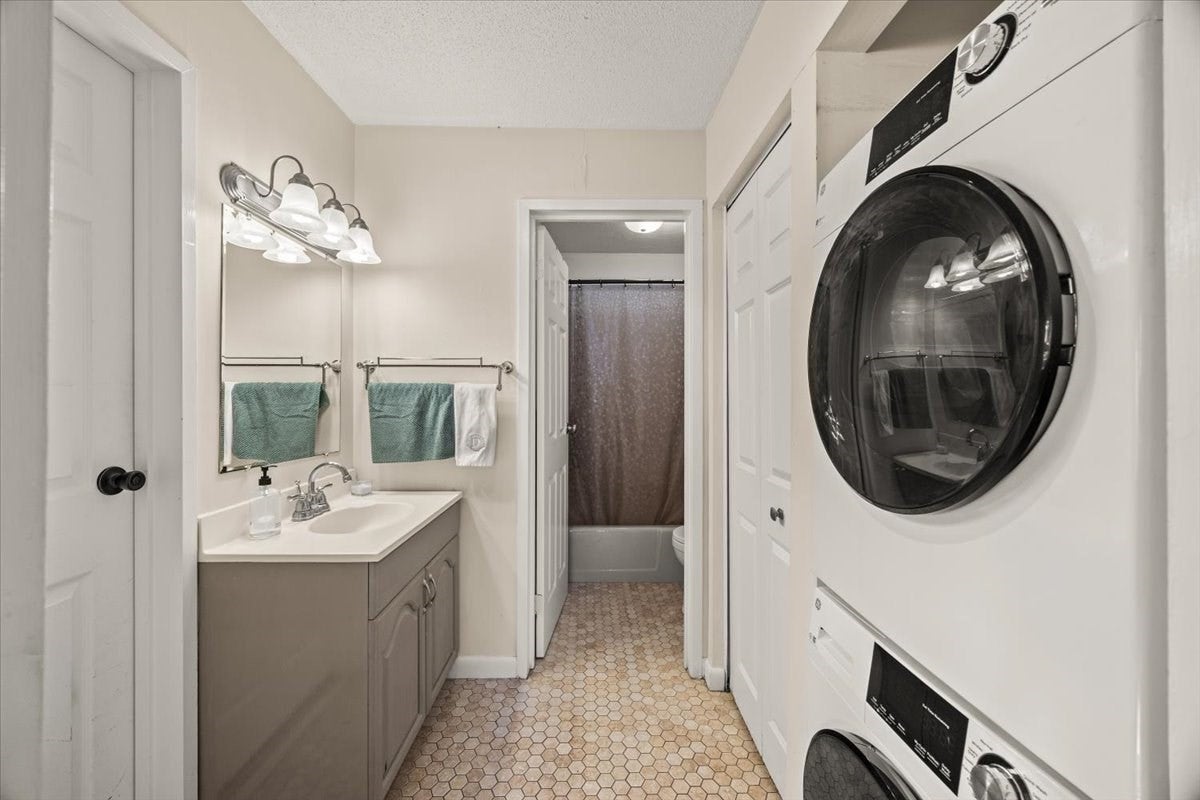 14 Nancy Rd #1, Easton, MA, 14 Nancy Rd #1, Easton, MA Photo #16