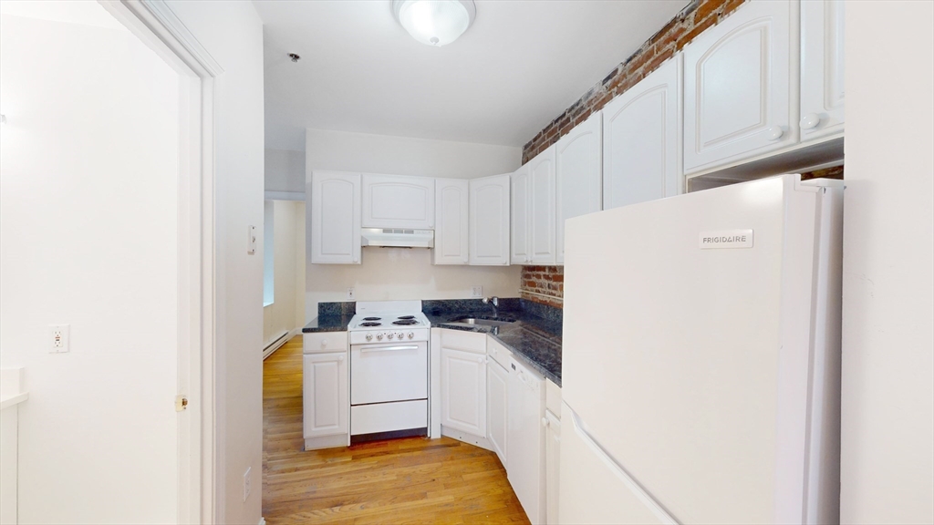 91 Prince St. 13