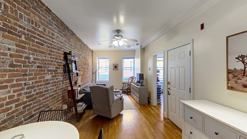 91 Prince St. 13
