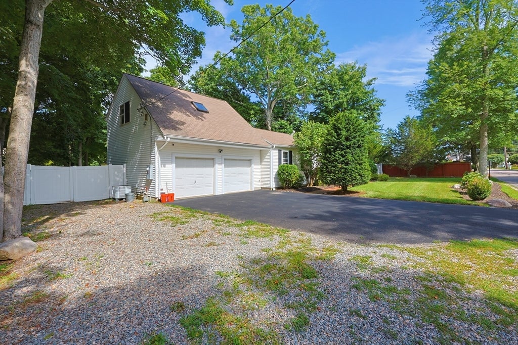 333 Union Street, Millis, MA, 333 Union Street, Millis, MA Photo #3