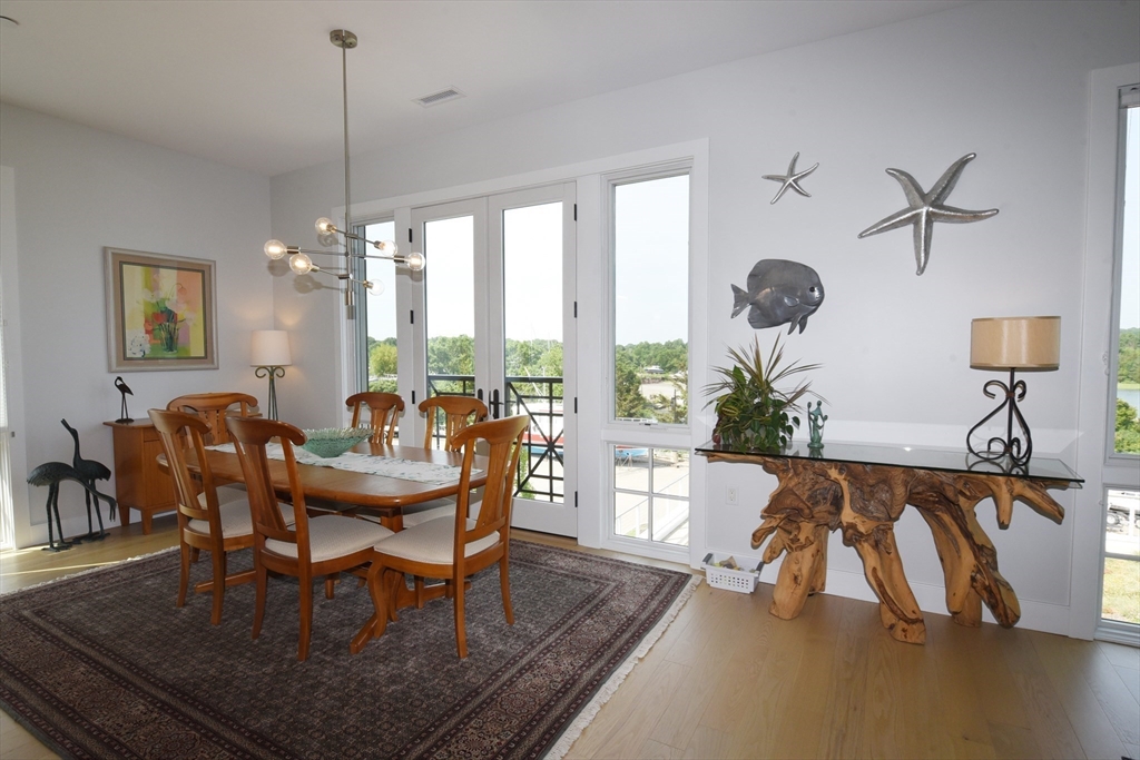 10 Shipyard Drive 313