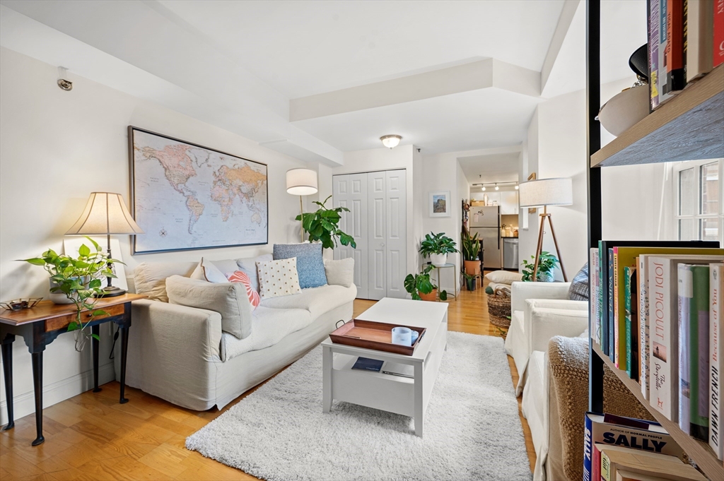 15 River St. 706